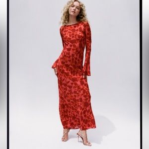 Réalisation Par The Gia Dress in Havana